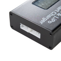 TITAN Li-Pol / Li-Ion digitális töltő V2 (EU-csatlakozó) – fekete