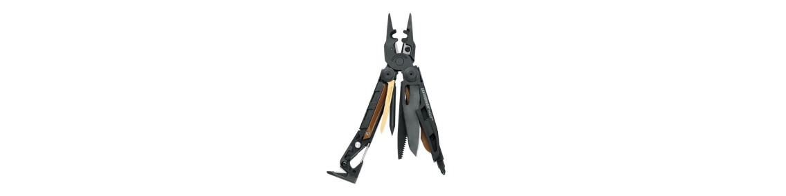 Knives, multitools and tools